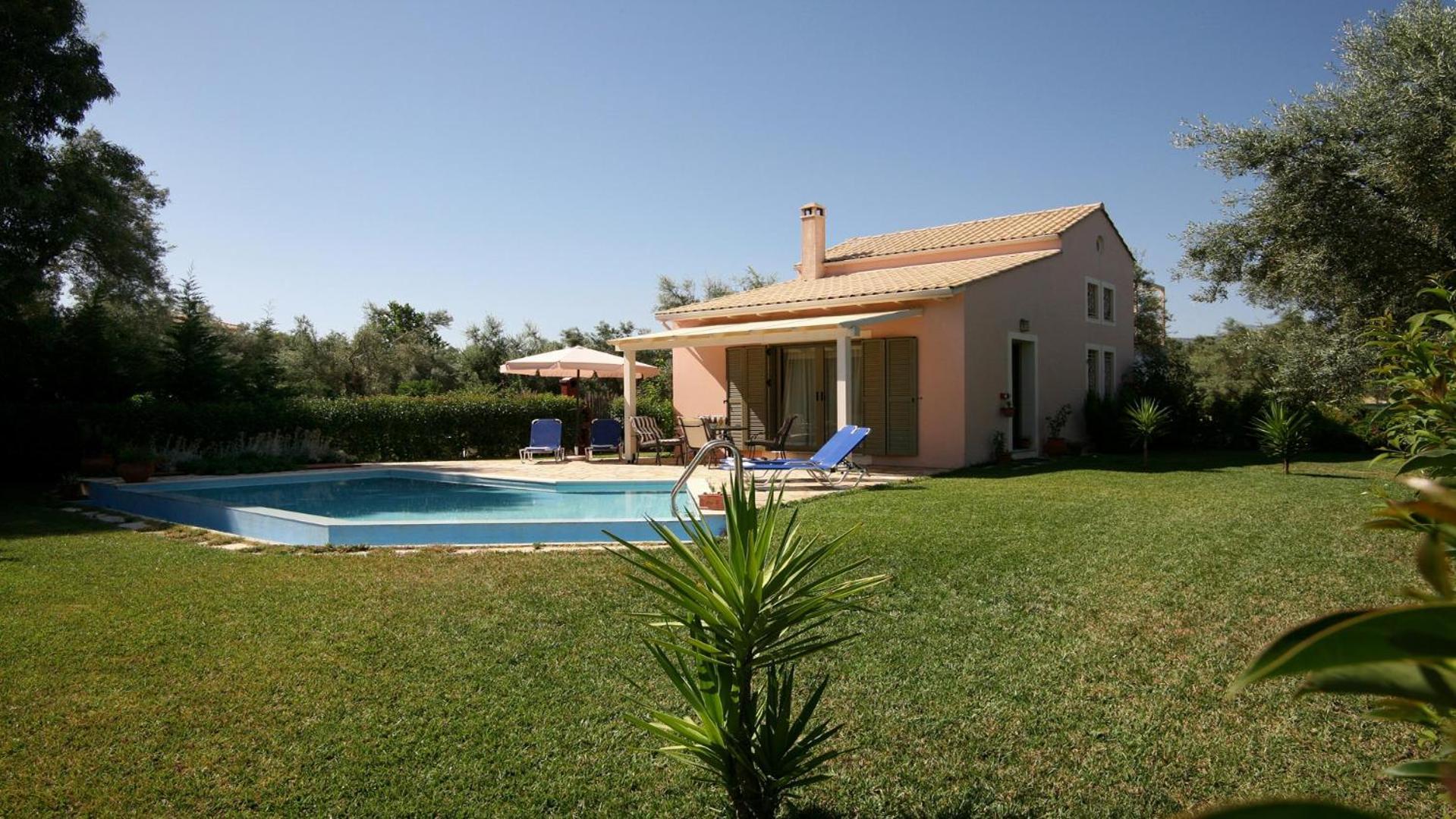 Fotini Villa